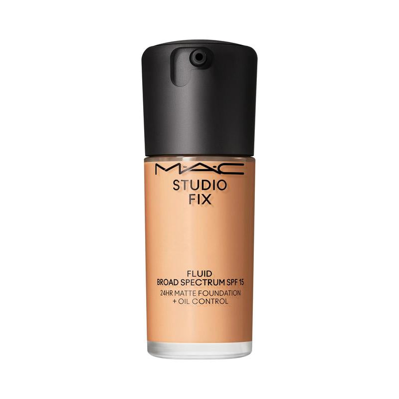 MAC Studio Fix Fluid SPF 15 24HR Matte Foundation + Oil Control