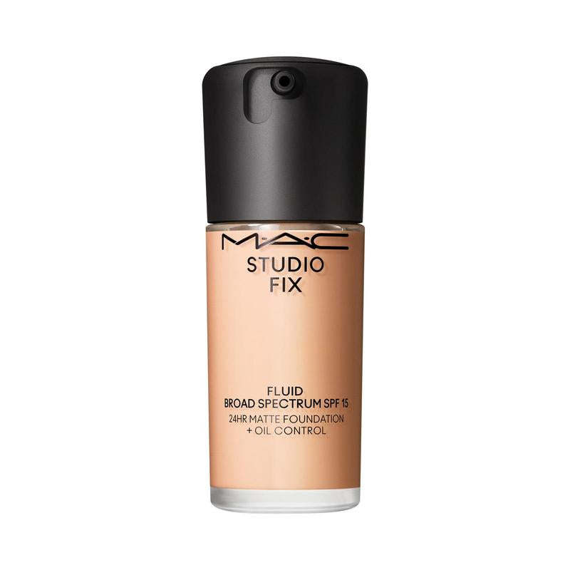 MAC Studio Fix Fluid SPF 15 24HR Matte Foundation + Oil Control