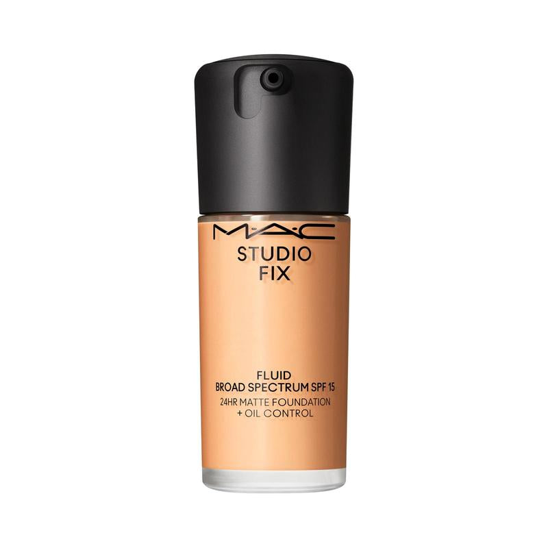 MAC Studio Fix Fluid SPF 15 24HR Matte Foundation + Oil Control